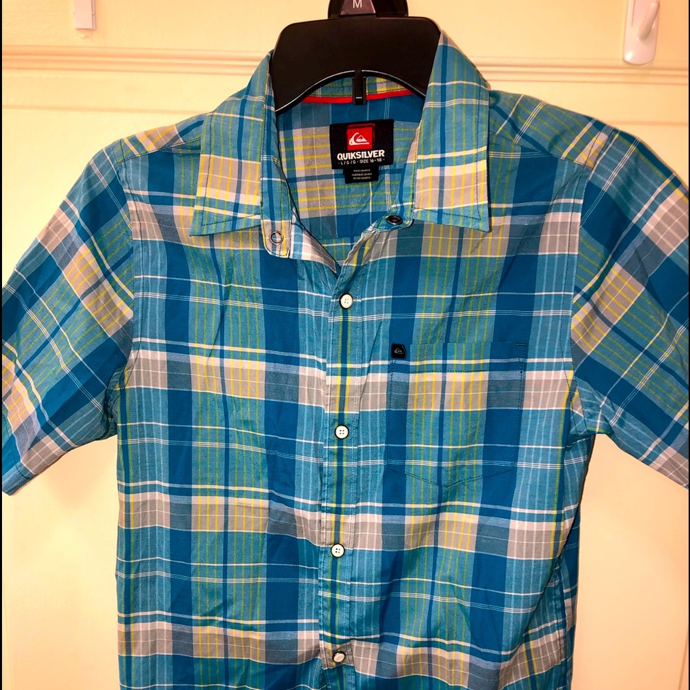 EUC like new Quicksilver collared shirt 16/18